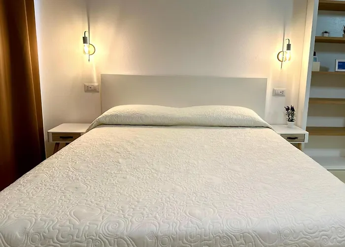 Affittacamere Lotto 16 -