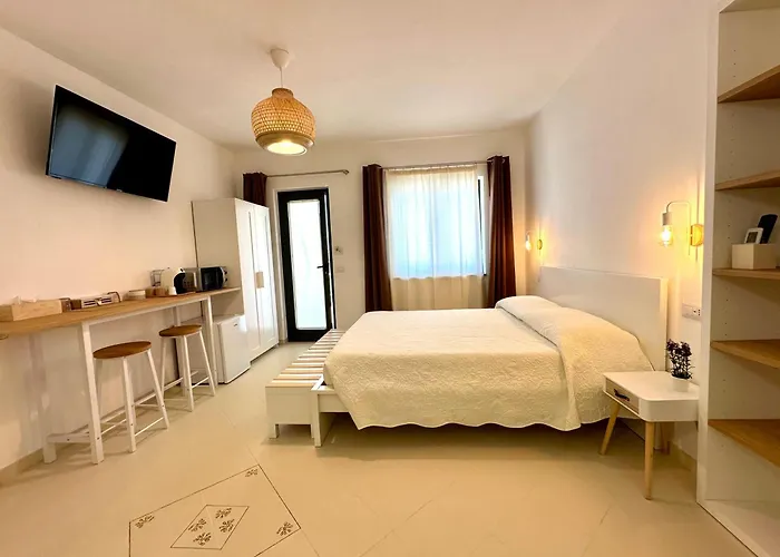 Lotto 16 - Affittacamere 3*